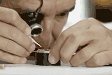 佛山欧米茄腕表不走维修地址查询