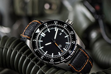 石英佛山欧米茄刚换电池又坏了